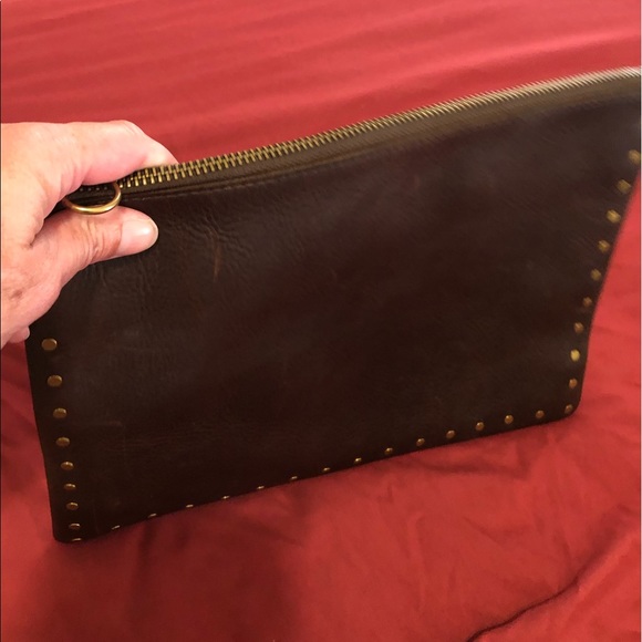Madewell brown leather clutch